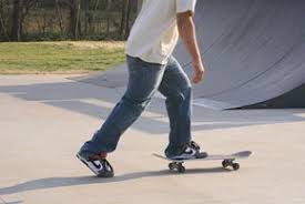 If you hear more than 2 bangs you probably landed a sick trick, but it could also be that other guy. How Skateboarding Works Howstuffworks