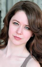 Anna Giles's Instagram, Twitter & Facebook