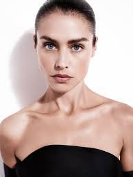 Hannah Ware's Instagram, Twitter & Facebook