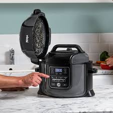 It is a pressure cooker, slow cooker, air fryer, dehydrator, and more all in one. Ninja Foodi Max 7 In 1 Multi Cooker 7 5l Op450uk Ninja Cooking