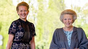 Some hunting parties were hosted on the grounds of belgium queen beatrix's palace. Prinses Beatrix En Mabel Naar Begrafenis Kofi Annan Nos