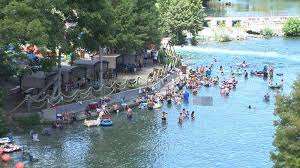 Where does the guadalupe river start and end. Comal River Re Opens In New Braunfels For Swimming Tubing Following Heavy Rain