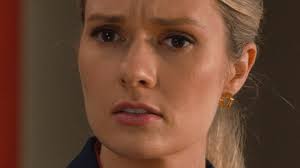 Kate Whistler's 12 Best Moments From NCIS: Hawaii