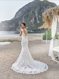 Bella Bridal Web 2 0 Directory Bella Wedding Dress Illusion Wedding Gown Wedding Dresses
