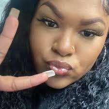 Is landlord Johnny Laviolette reliable for renting trailers in Breaux  Bridge area?