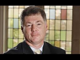 VP for Enrollment and Communications J. Carey Thompson to Leave Rhodes