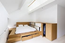 Estrade Lit Integrant Un Dressing Bois Et Acier Avec Large Penderie Et Tiroirs Bed Integrating A Dressing Made Of Steel And Wood With Large Storage Space And D