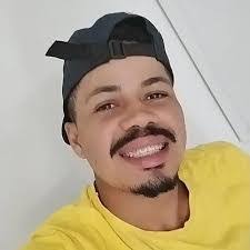 Leo Rodrigues's Instagram, Twitter & Facebook