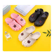 Net zo lichtvoetig als licht van gewicht; China Cross Men S And Women S Classic Clog Water Comfortable Slip On Shoes Crocss On Global Sources Crocs Sandals Beach Slipper