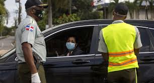 El toque de queda está en vigor desde el pasado 20 de marzo y actualmente tiene un horario de 5:00 p.m. Coronavirus Republica Dominicana Extiende 15 Dias Mas El Toque De Queda Covid 19 Pandemia Nndc Mundo El Comercio Peru