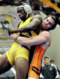 Mosley's win sets school record