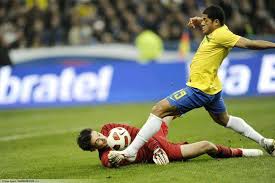 Que ce soit fred et jô à la coupe du monde ou l'autre fred à la copa américa. Photos Foot Hugo Lloris Hulk 09 02 2011 France Bresil Match Amical Stade De France