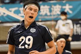 At the age of seventy, after years of consolidating his empire, the great lord hidetora ichimonji (tatsuya nakadai) decides to abdicate and divide his domain amongst his three sons. Ran Takahashi Sun Chlorella Sport