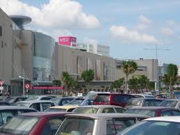 Từ mua sắm, ẩm thực đến giải trí cùng những tiện ích đặc. Queensbay Mall Wikipedia