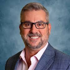 Today we welcomed our new Guest Services Manager, Donnie St Angelo! Donnie… 