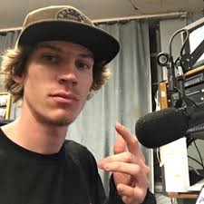 Chris Siegel (@chris_siegel)