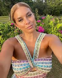 Fans DEMAND Robyn Dixon Be Fired For Lying About Her Life