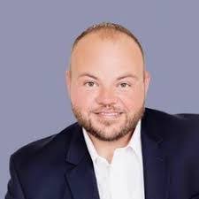 Kevin Chambers's Instagram, Twitter & Facebook