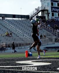 Preston Bowman is taking NO DAYS OFF this summer 😮‍💨 @officialpres1  @pnfootball