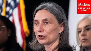 'Clean Air Shouldn't Be Political': Maxine Dexter Blasts GOP Effort To  Reverse Emissions Rule