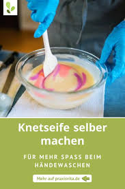Knetseife Selber Machen Diy Rezept Fur Mehr Spass Beim Handewaschen In 2020 Knete Seife Selber Machen