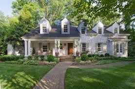 Professional masons may lower the cost of materials for larger. 75 Beautiful Brick Exterior Home Pictures Ideas July 2021 Houzz