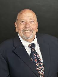 Alice Derrick's Instagram, Twitter & Facebook