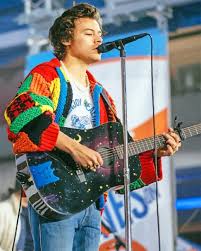 See more ideas about harry styles, harry, harry styles pictures. Cute Harry Styles On Stage New Paint By Numbers Paint By Numbers For Adult