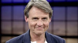 Pierre geisensetter wurde in jena als sohn einer deutschen und eines maliers geboren. Gzsz Kann Nina Vor Luis Verbergen Dass Martin Sie Wieder Geschlagen Hat