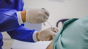Con la llegada de casi 1 millón de dosis el fin de semana, se completaría inmunización al personal de salud priorizado y se aceleraría su aplicación. Vacuna Covid 19 Colombia Cuantas Dosis Llegan En Febrero Cuando Y Donde Se Aplican Marca Claro Colombia