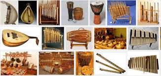 Rebana ini biasanya dimainkan alat musik ini pastinya sering kita jumpai saat ini dan sudah tesebar di berbagai daerah di dunia termasuk. 9 Contoh Alat Musik Ritmis Tradisional Dan Modern Serta Penjelasannya