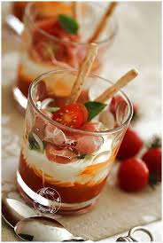 Compotee De Tomates Mousse De Fromage Frais Basilic Et Chiffonnade De Jambon Cru Nicole Passions Recettes De Cuisine Recette De Verrine Facile Recette