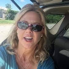 Alice Lunde's Instagram, Twitter & Facebook