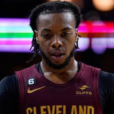 Darius garland in the rec lobby 😂🔥