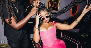 You Have to See H.E.R. Live to Understand Her