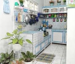 Hiasan ruang tamu kecil simple desain rumah minimalis terbaru. 15 Inspirasi Penempatan Tanaman Hias Di Dapur Agar Terlihat Lebih Cantik Di 2021 Desain Desain Interior Rumah Dekorasi Rumah Dapur