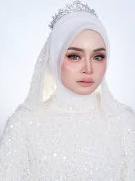 Lovely Jihan For Personal Master Class . 🇹🇭 Thai Student @fuzee_makeup  @__fuzee__ . Dress @hansminofficial Stylist @atulllkhair @natasha.njmn . .  . Book your slot now #Makeuppengantin #makeupnikah #makeupsanding  #makeuptunang #MuaRawang #Muakl ...
