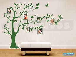 Adesivo Parede Arvore Porta Retrato Genealogica Sua casa vai ficar ainda mais aconchegante com essa arvore para colocar as fotos de quem ama.\n\nadesivo decorativo árvore com espaço para fotos.\n\ntamanho montado: adesivo parede arvore porta retrato