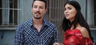 Tuba büyüküstün and onur saylak magazin d program english subtitle. Tuba Buyukustun Ve Onur Saylak Askini Dubaili Yasak Ask Bitirdi A Haber Son Dakika Magazin Haberleri
