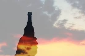 L'usanza vuole che quel giorno si organizzino escursioni con piccoli vagoni, detti bollerwagen, spinti a mano e riempiti con vino o birra, a seconda della zona. Birra Festa Del Papa Germania Foto Gratis Su Pixabay