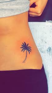 Avec Le Tronc Plus Fin Et Long Palm Tattoos Tattoos Hip Tattoo