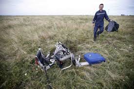 Media captionbodies from the mh17 crash are being kept on this train, as natalia antelava reports. Fact Or Fake 64 Was Mh17 Actually The Lost Mas Plane Mh370