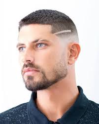 These lines are not complex and often consist of one, two, or three lines in hair on sides of your head and can be done by newbie barbers. Top 30 Best And Most Creative Haircut Line Design Of 2021 Wisebarber Com