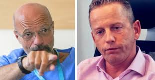 Az édesapa tündéri régi fotókat is posztolt a kislány laráról. Zacher Gabor Alaposan Kiosztotta Schobert Csaladot Napi Valasztek