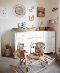 Neutral And Natural Rattan Nursery Decor Follow Our Pinterest Page At Deuxpardeuxkids For Mor Bebek Mobilya Bebek Odasi Mobilya