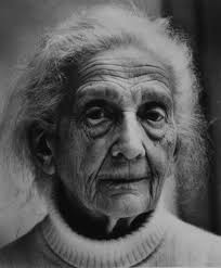 Guide to the Lotte Jacobi Papers, 1898-2000