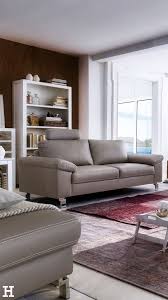 Sofá de dos o tres plazas, tapizado en tela. Pin Auf Wohnzimmer