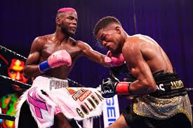 En esta arboleda se dan cita cada tarde numerosas parejas, que graban en los troncos de los árboles sus iniciales … diccionario salamanca de la lengua española. Colbert Stops Arboleda Hitchins Wins Korobov Injured Again Bad Left Hook