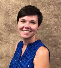 Kimberly Hoeppner's Instagram, Twitter & Facebook