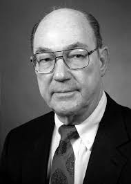 Former Dispatch editor Smith dies at 90